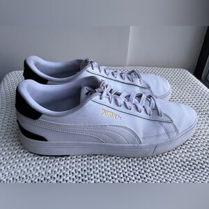 Puma Men's White and Black Sneakers size 11.5